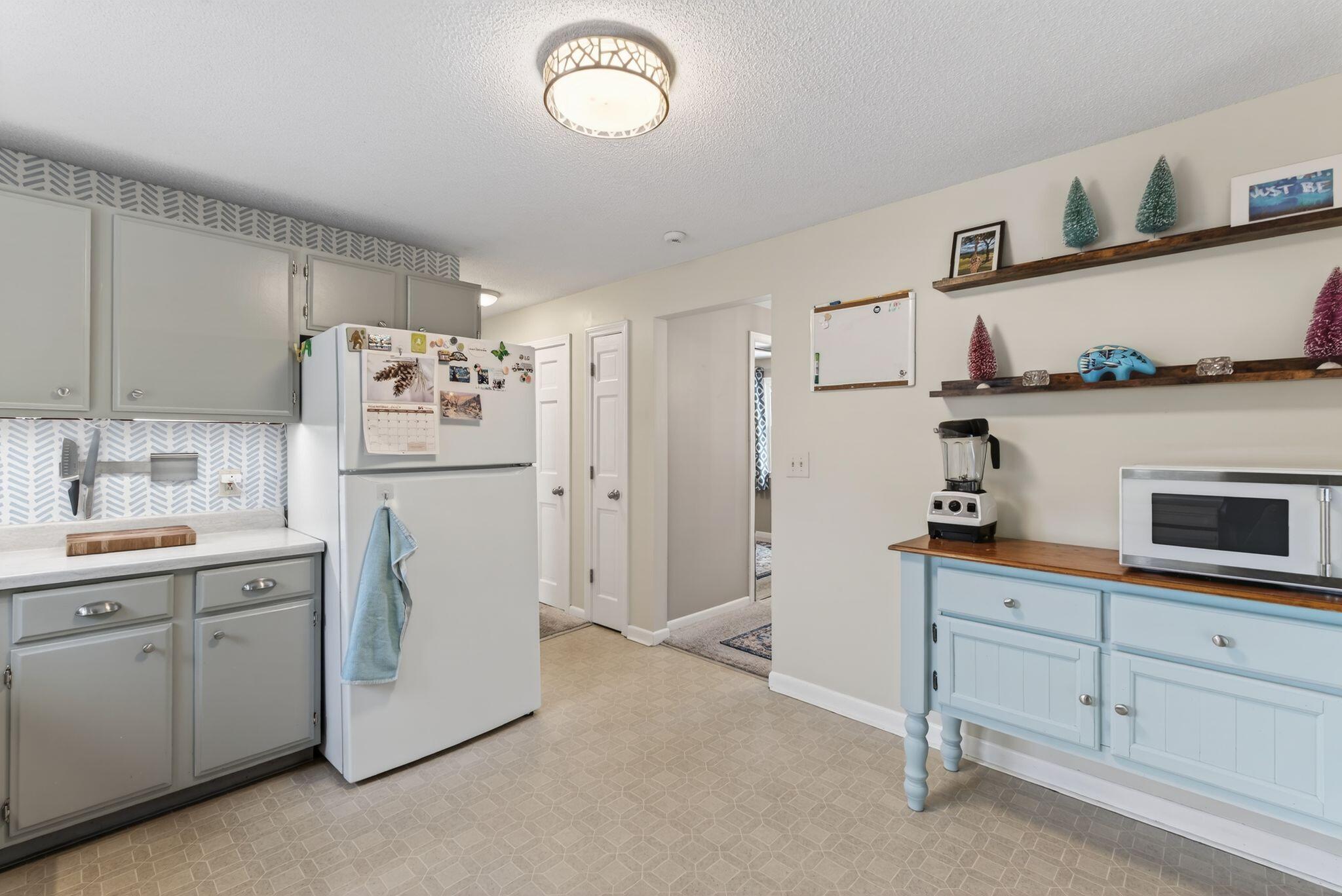 1 Jeanne Drive Topsham ME 04086