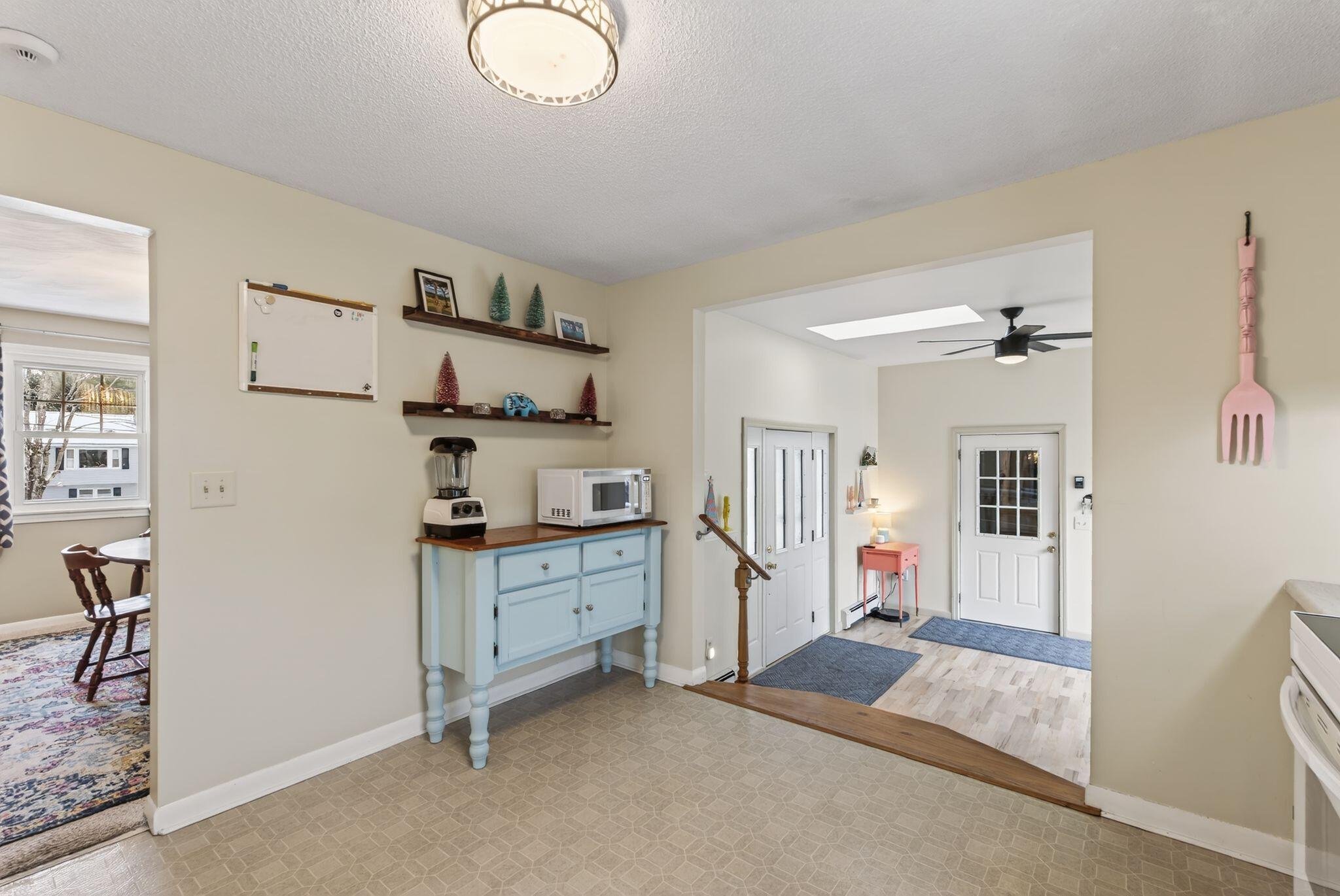 1 Jeanne Drive Topsham ME 04086