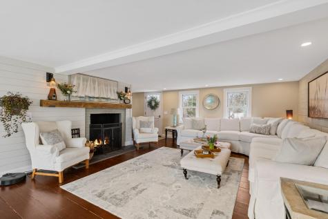 12 Kings Road York ME 03909