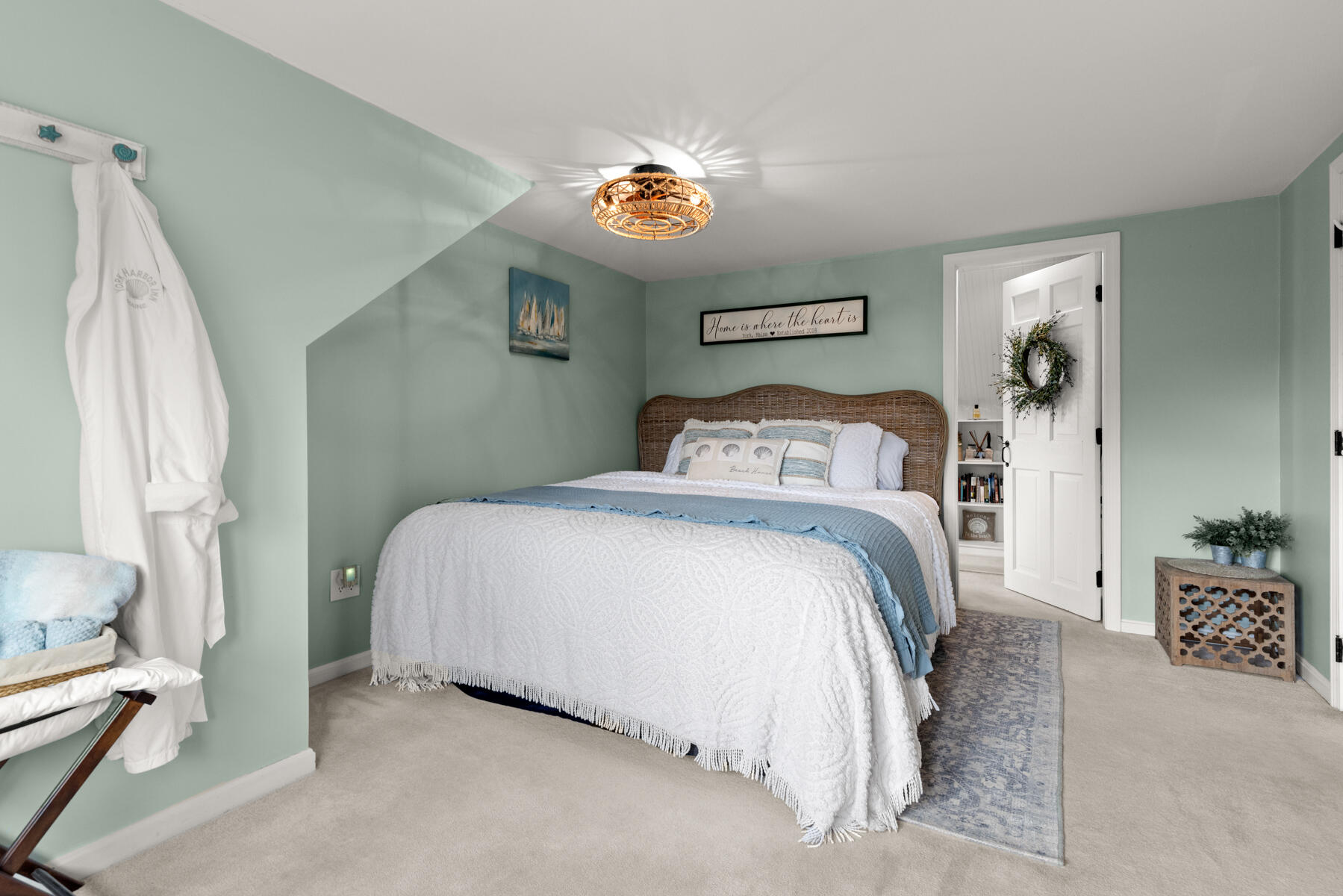 12 Kings Road York ME 03909