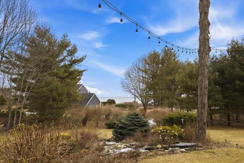 12 Kings Road York ME 03909