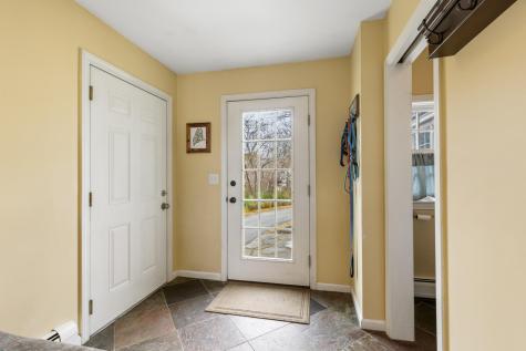 12 Kings Road York ME 03909