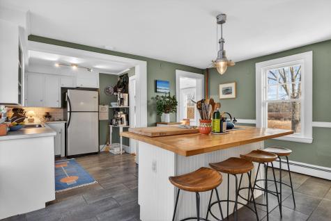 667 Sawyer Street South Portland ME 04106