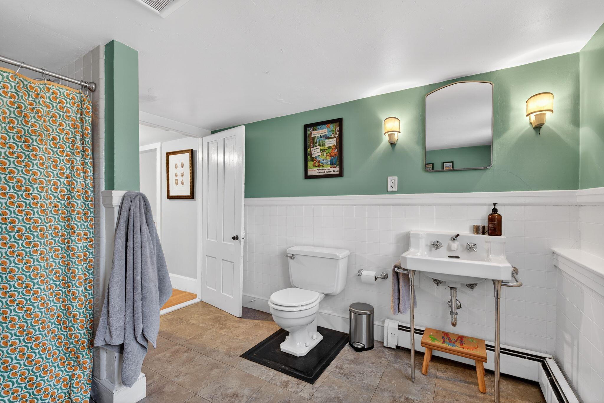 667 Sawyer Street South Portland ME 04106