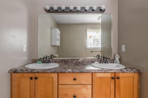 41 Bowdoin Drive Brewer ME 04412