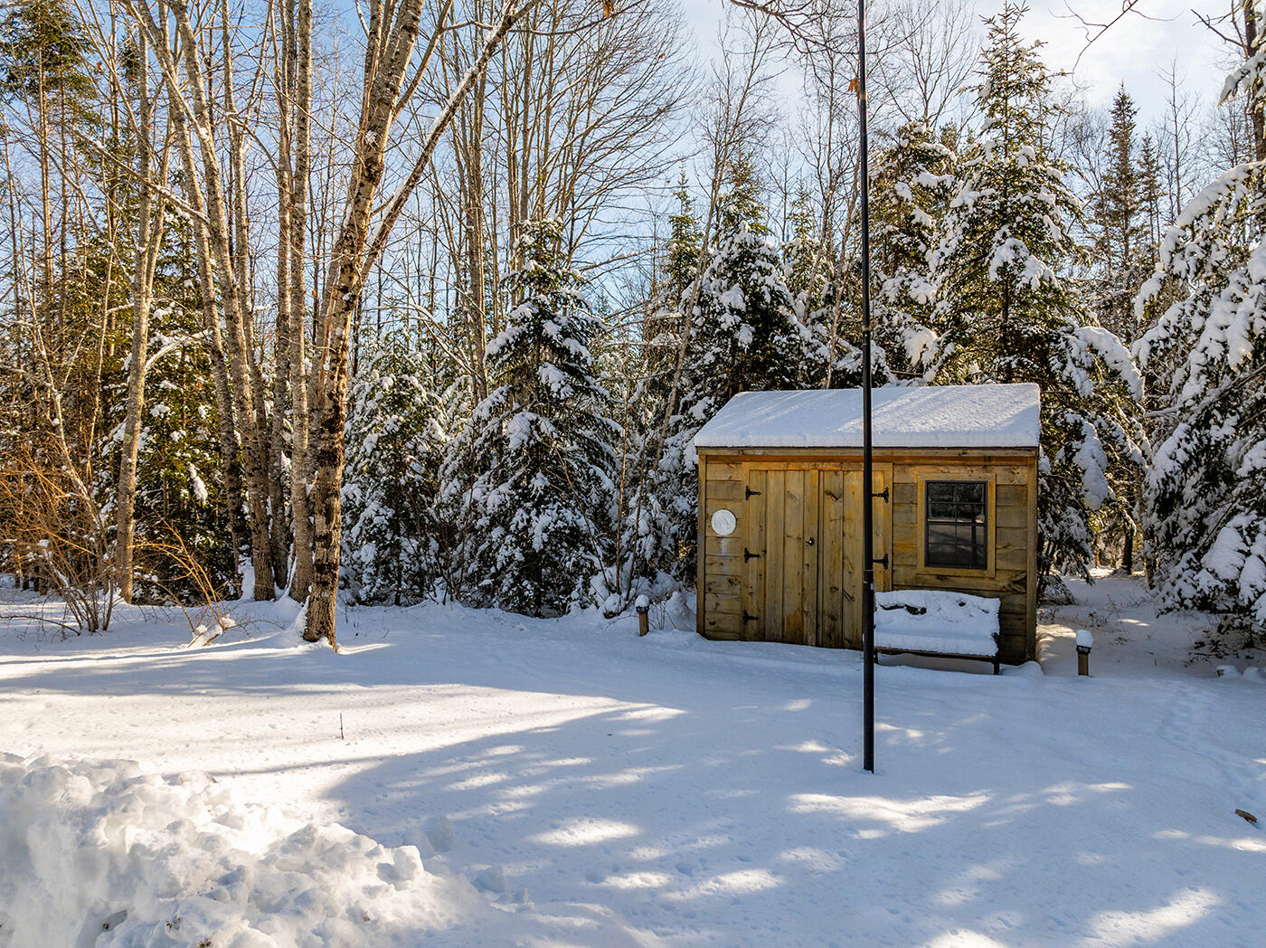 186 Pistols N Petals Road Warren ME 04864