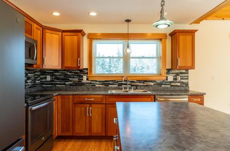 186 Pistols N Petals Road Warren ME 04864