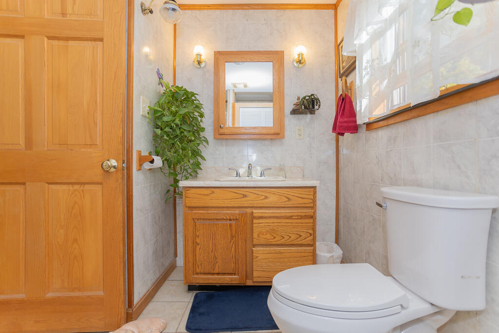 1563 Main Street Dixfield ME 04224