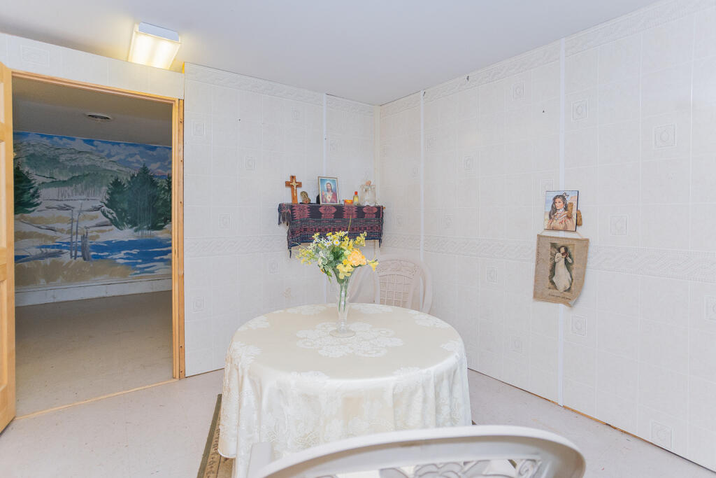 1563 Main Street Dixfield ME 04224