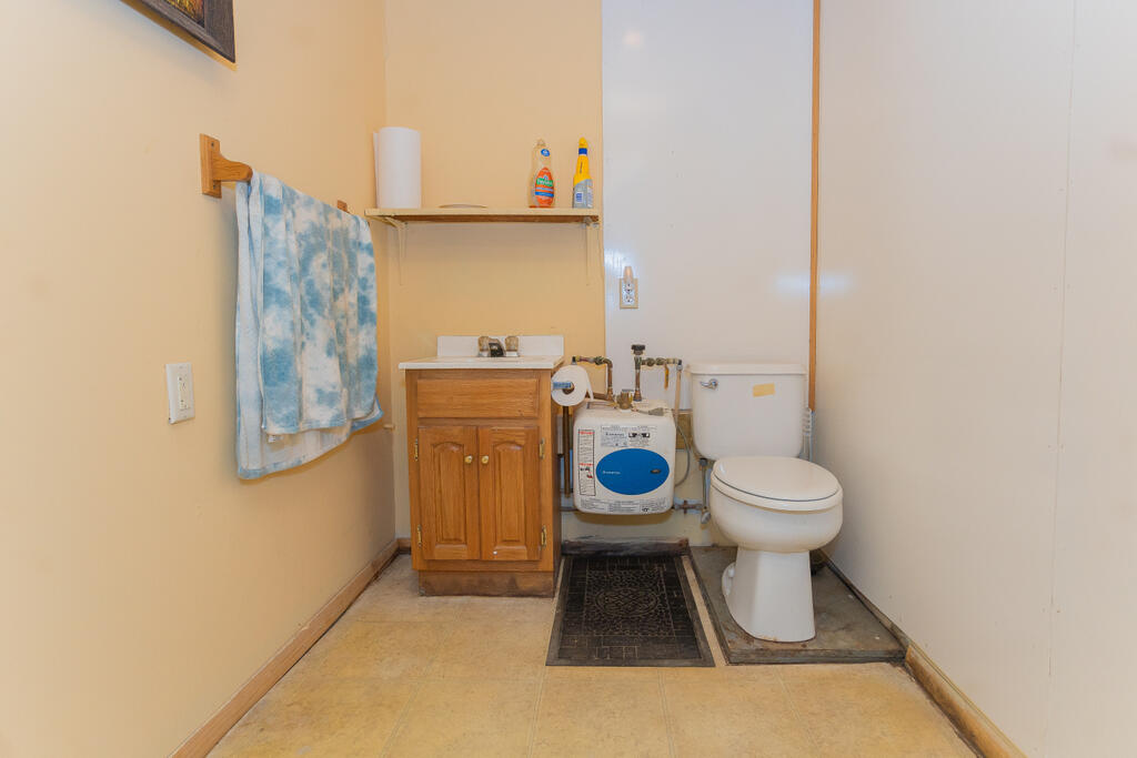 1563 Main Street Dixfield ME 04224