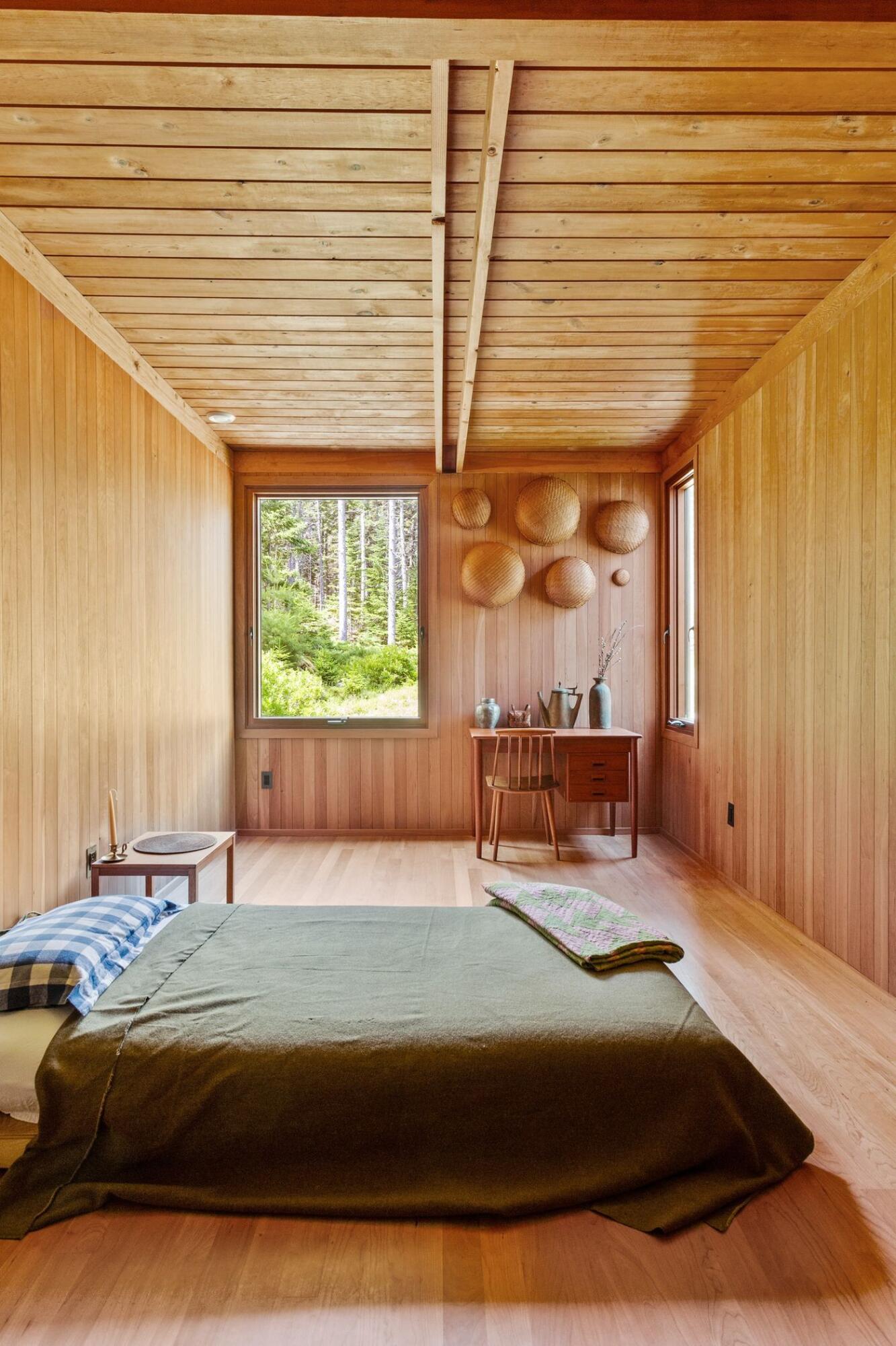 52 Starboard Rock Road Vinalhaven ME 04863