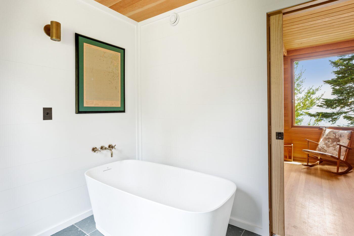 52 Starboard Rock Road Vinalhaven ME 04863