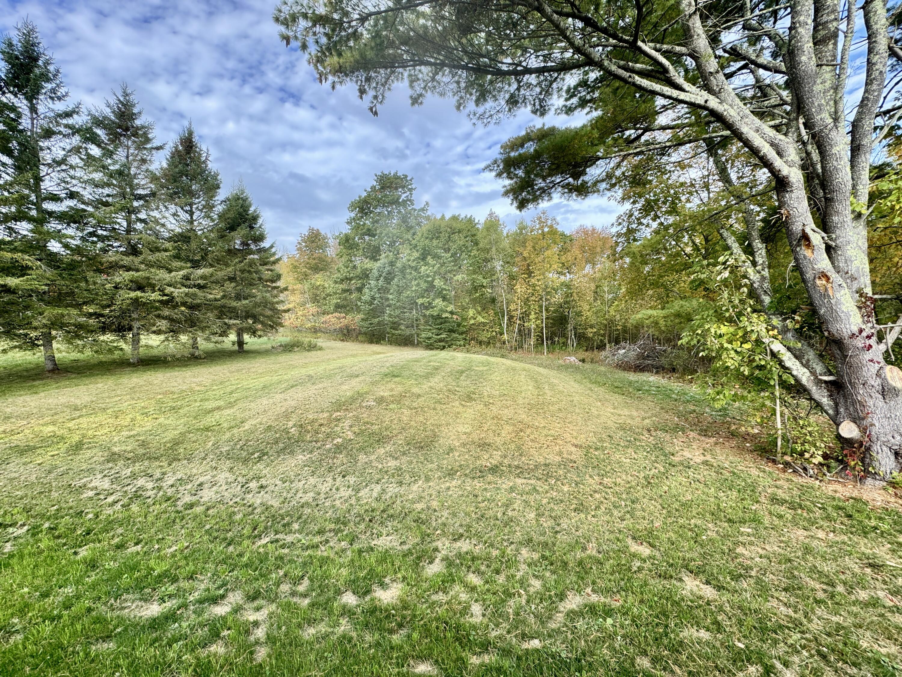 35 Townhouse Road Kenduskeag ME 04450