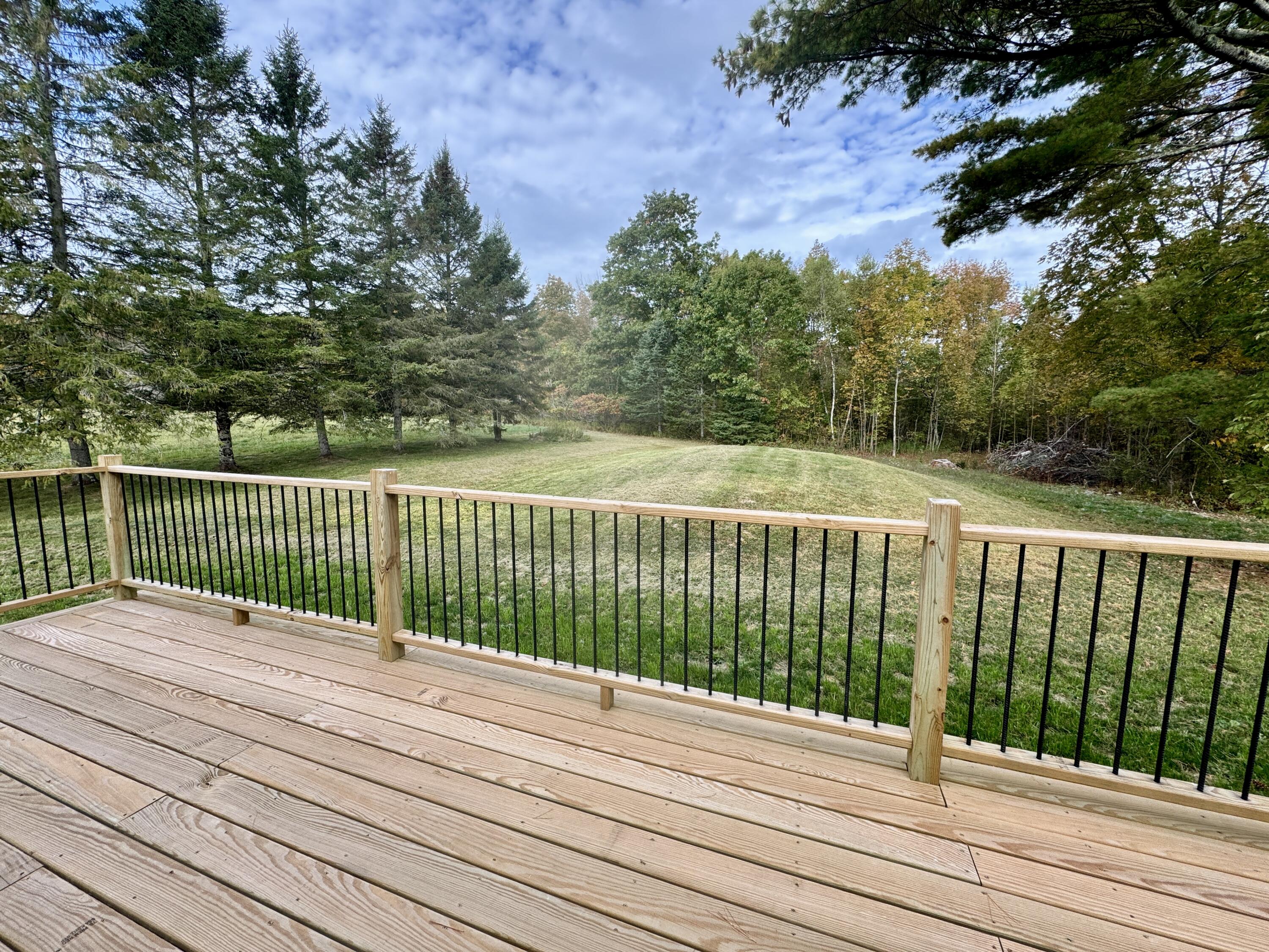 35 Townhouse Road Kenduskeag ME 04450