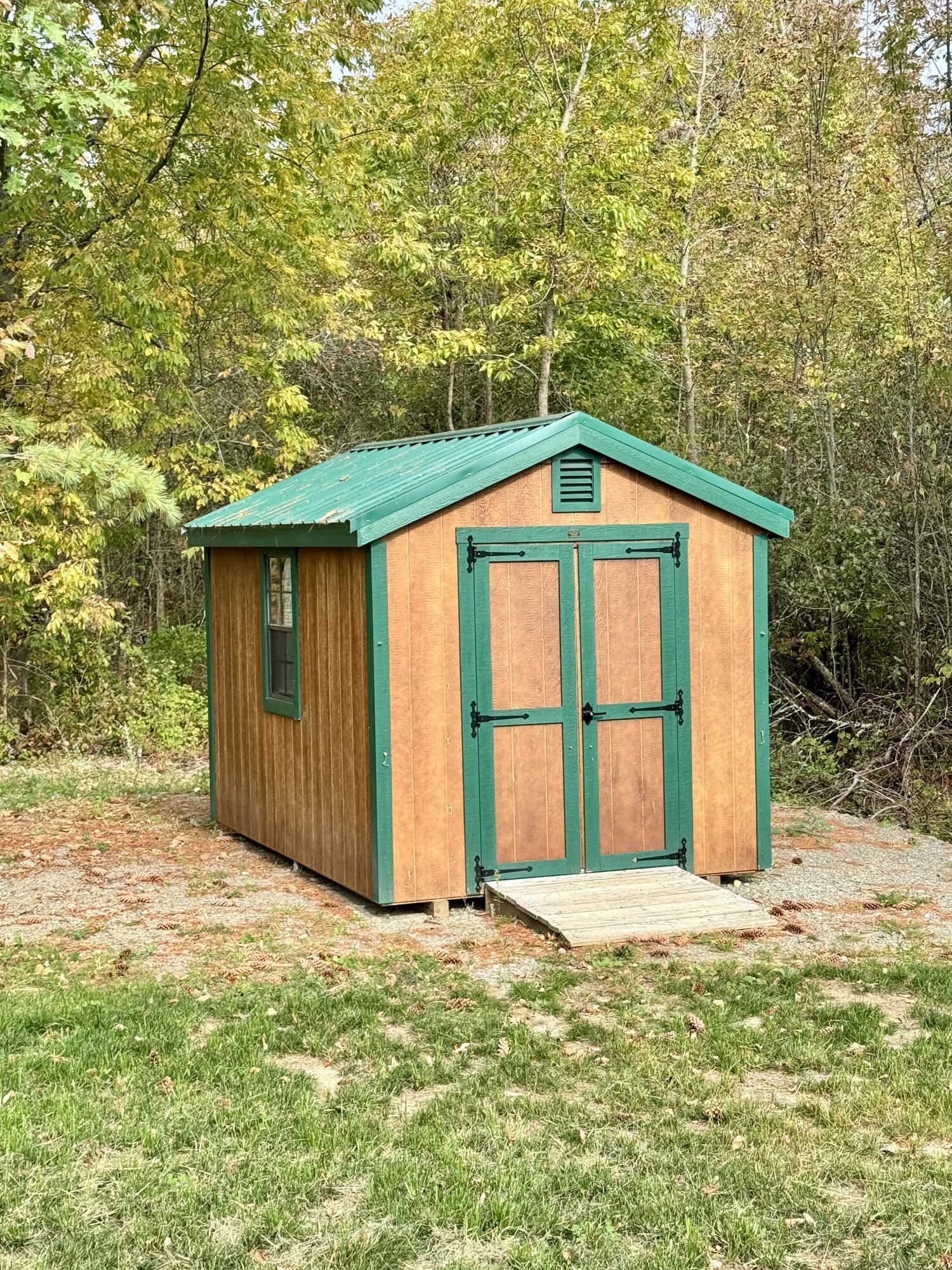 35 Townhouse Road Kenduskeag ME 04450