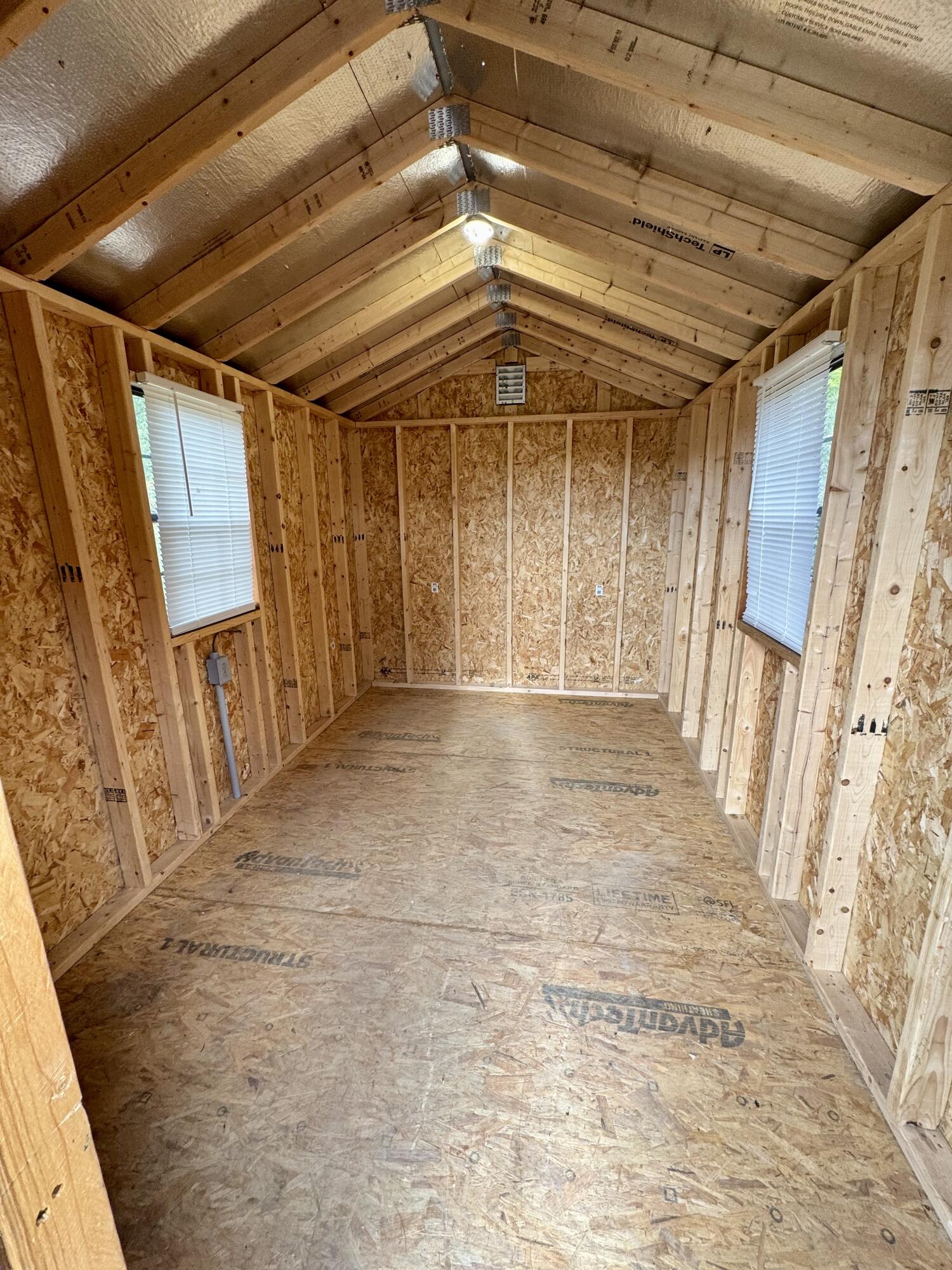 35 Townhouse Road Kenduskeag ME 04450