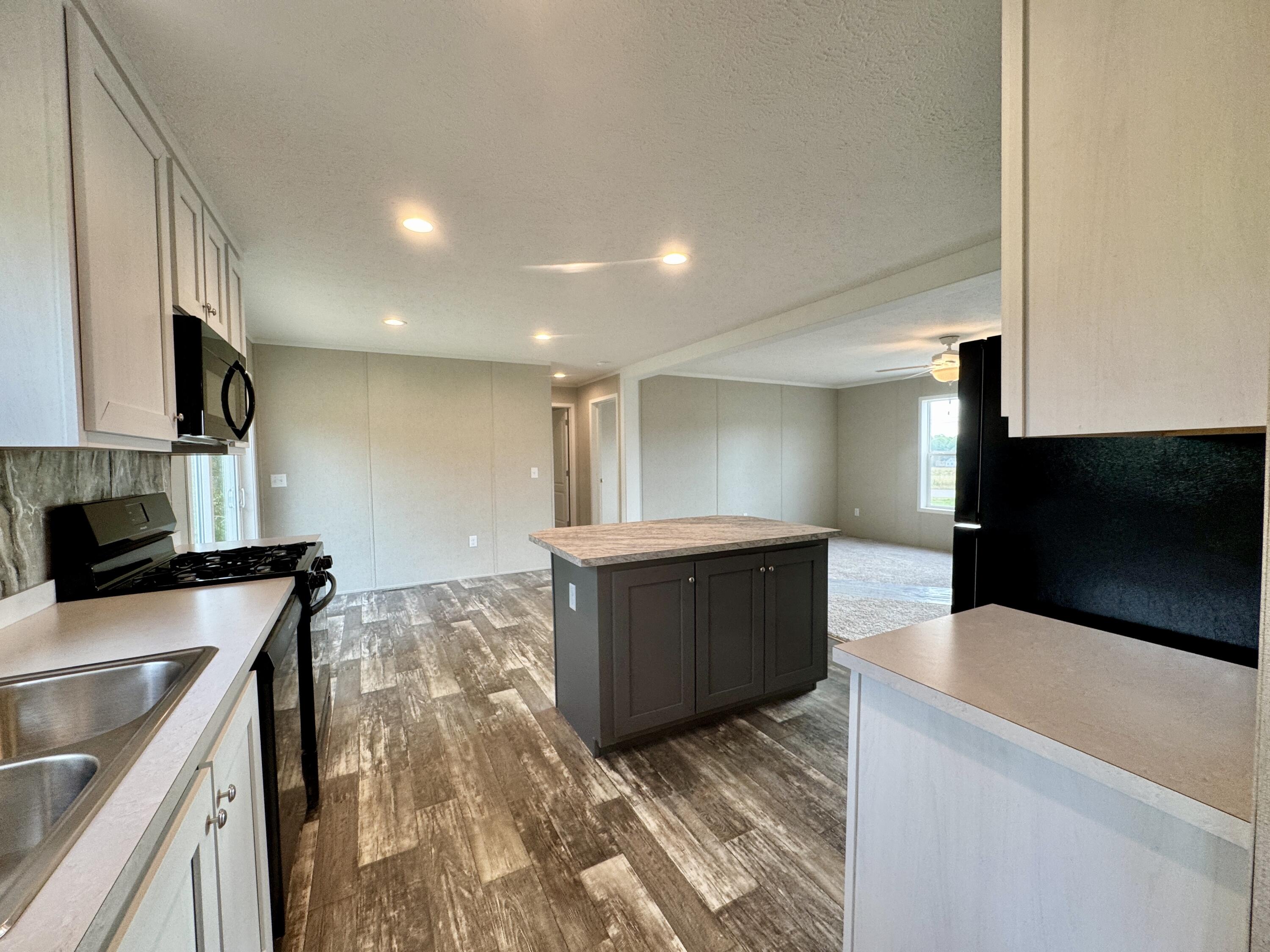 35 Townhouse Road Kenduskeag ME 04450