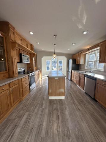 8 Pond Drive Brunswick ME 04011