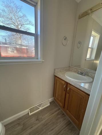 8 Pond Drive Brunswick ME 04011