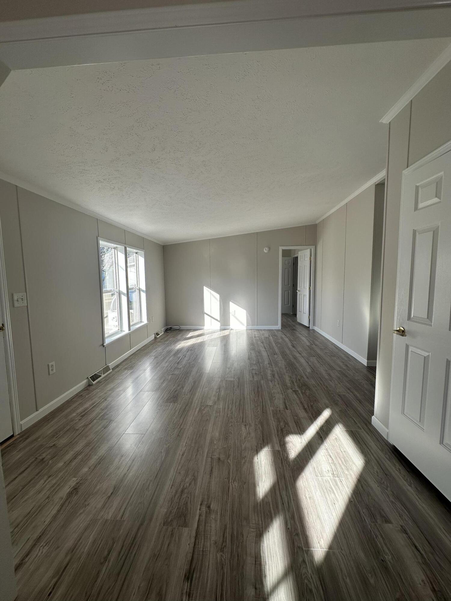 8 Pond Drive Brunswick ME 04011