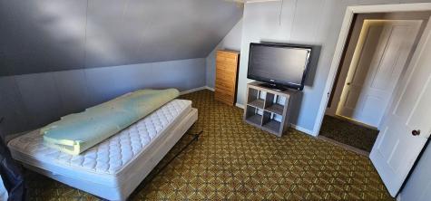 8 Court Street Vassalboro ME 04989