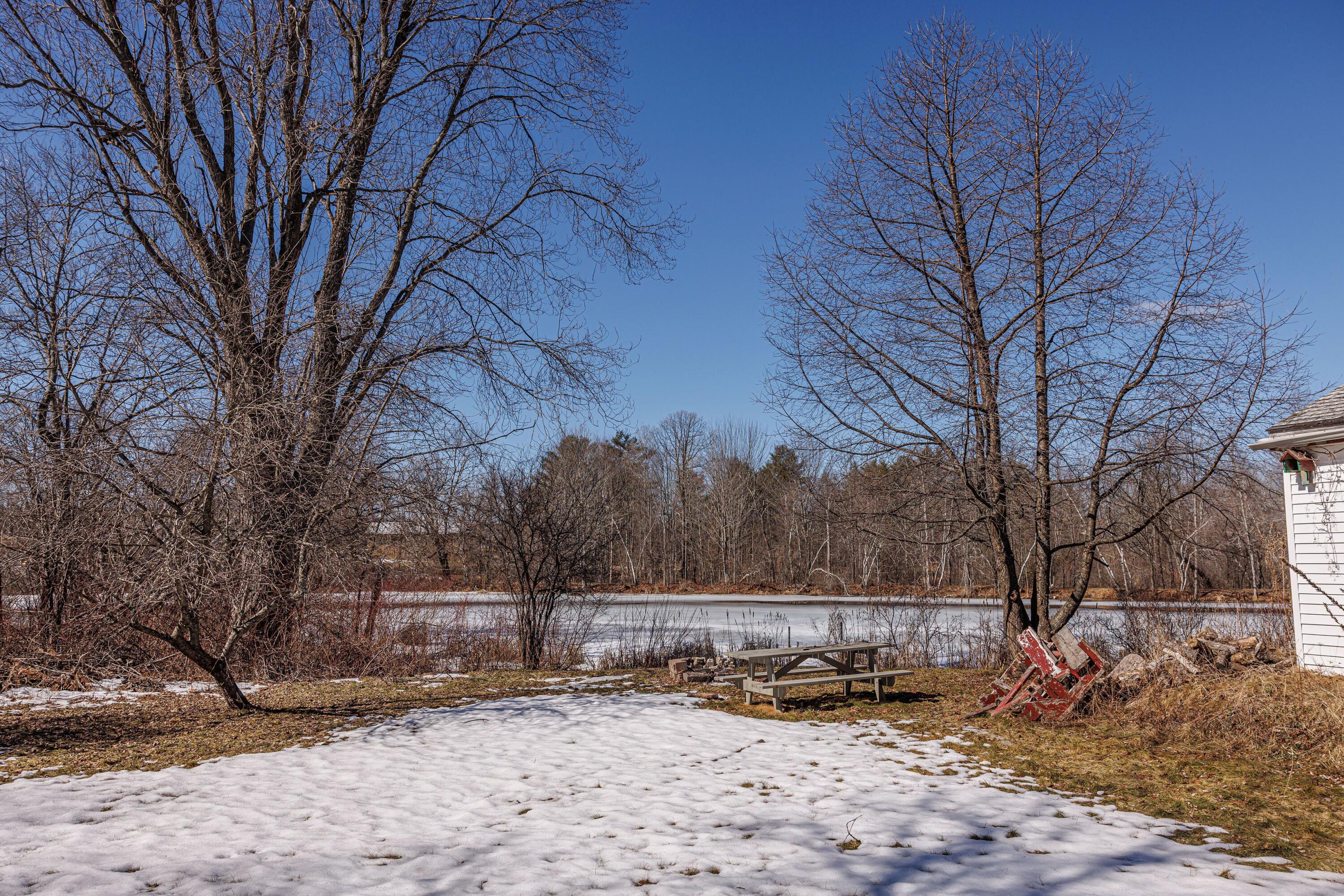 8 Court Street Vassalboro ME 04989
