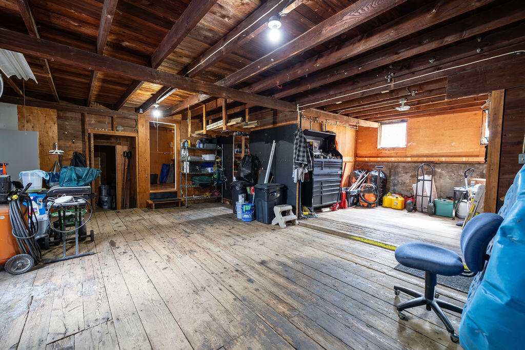 306 Pond Road Mount Vernon ME 04352