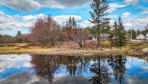 501 Main Road Charleston ME 04422