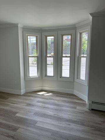 213 Oak Street Lewiston ME 04240