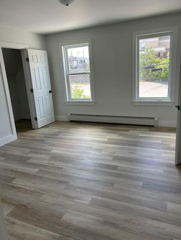 213 Oak Street Lewiston ME 04240