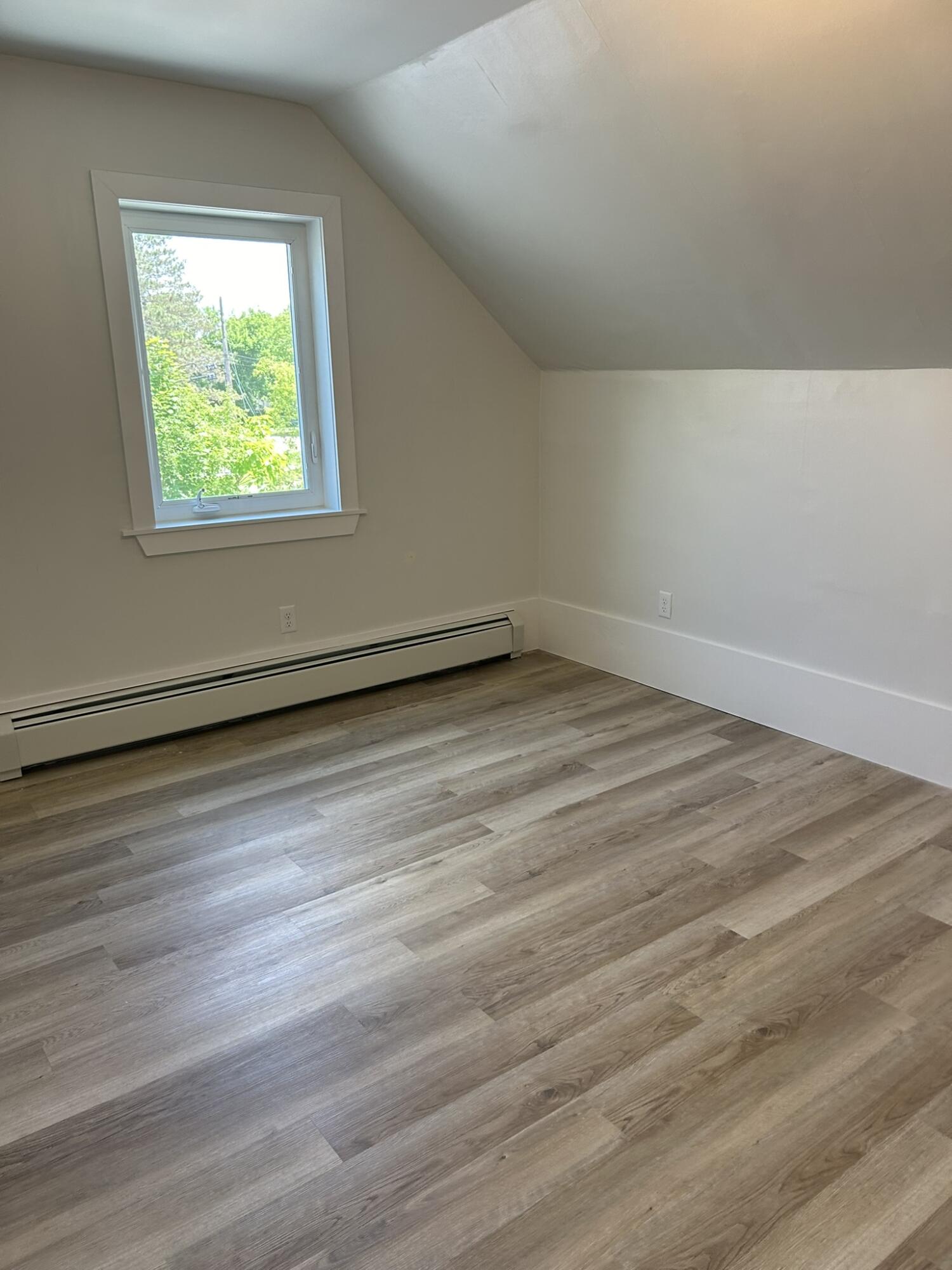 213 Oak Street Lewiston ME 04240