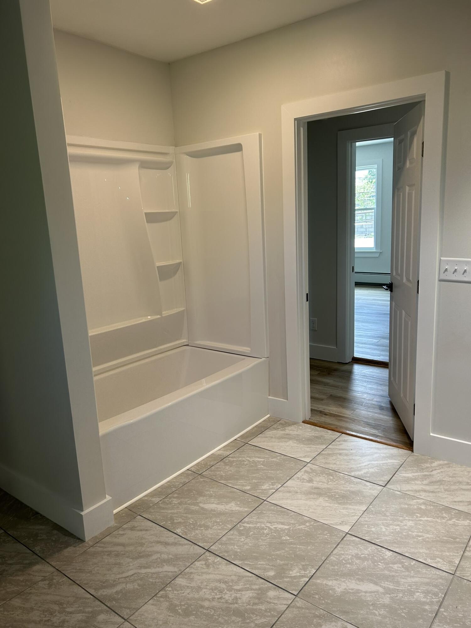 213 Oak Street Lewiston ME 04240