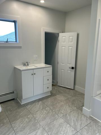 213 Oak Street Lewiston ME 04240