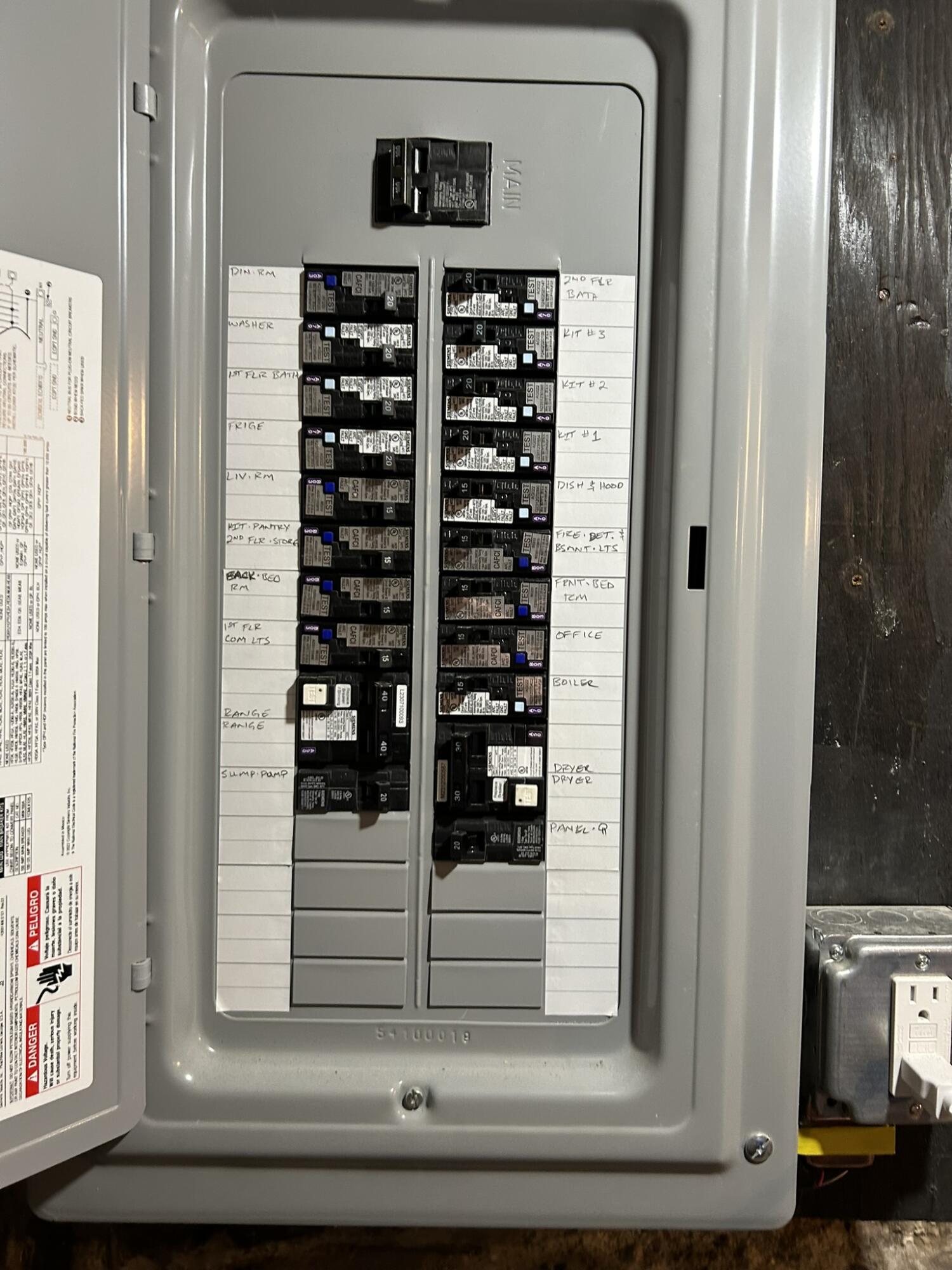 213 Oak Street Lewiston ME 04240