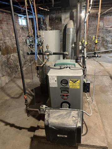 213 Oak Street Lewiston ME 04240