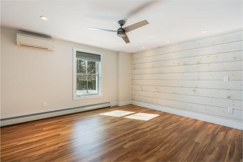 1 Victoria Lane Falmouth ME 04105