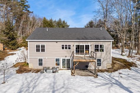 1 Victoria Lane Falmouth ME 04105