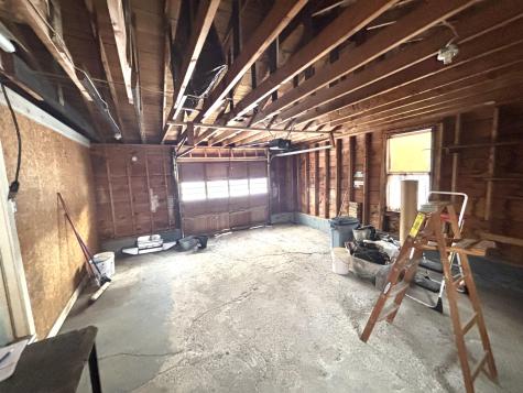 34 Lincoln Street Millinocket ME 04462