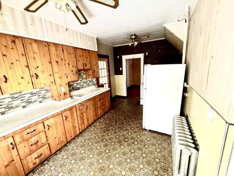 34 Lincoln Street Millinocket ME 04462