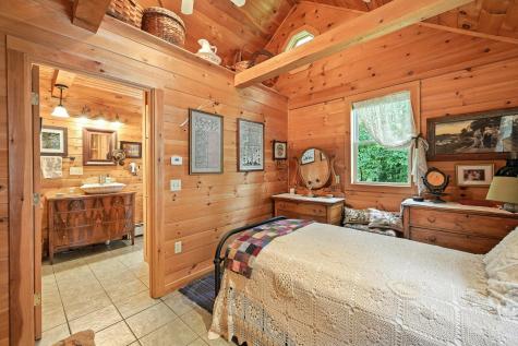 16 Brackett Road Dresden ME 04342