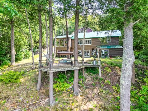 16 Brackett Road Dresden ME 04342