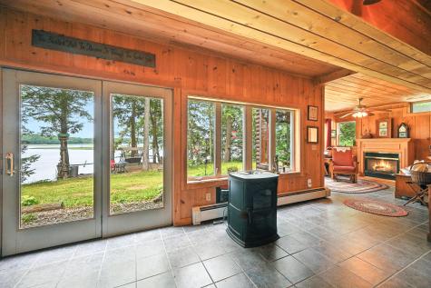 16 Brackett Road Dresden ME 04342