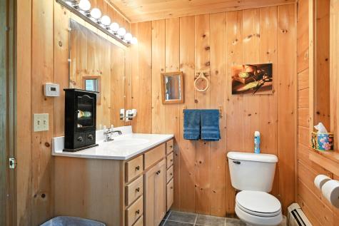 16 Brackett Road Dresden ME 04342