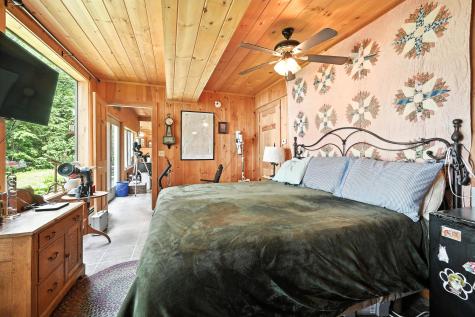 16 Brackett Road Dresden ME 04342