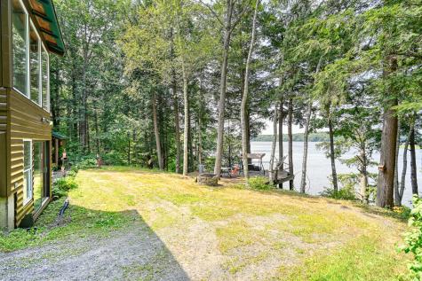 16 Brackett Road Dresden ME 04342