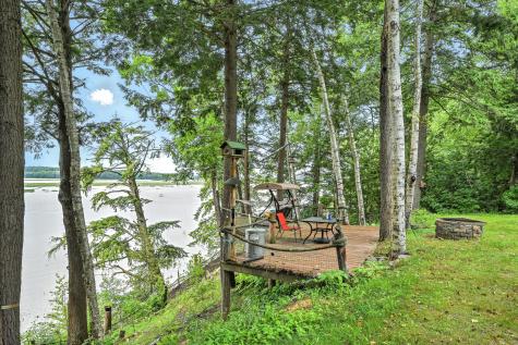 16 Brackett Road Dresden ME 04342