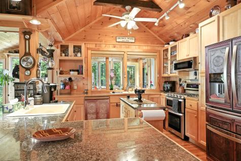 16 Brackett Road Dresden ME 04342