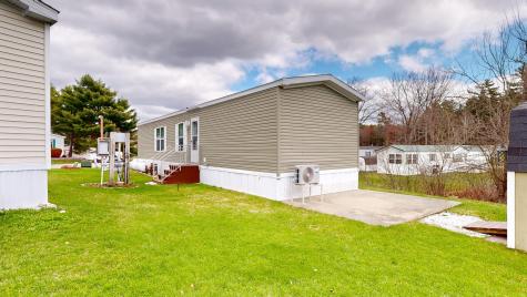 5 Parkview Lane Lewiston ME 04240