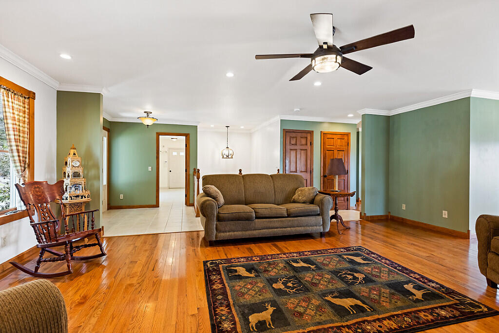 559 Sandy River Road Fayette ME 04349