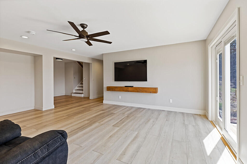 559 Sandy River Road Fayette ME 04349